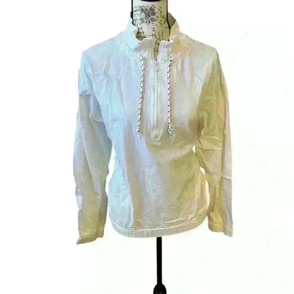 Eddie Bauer Top The Hamptons Are Calling